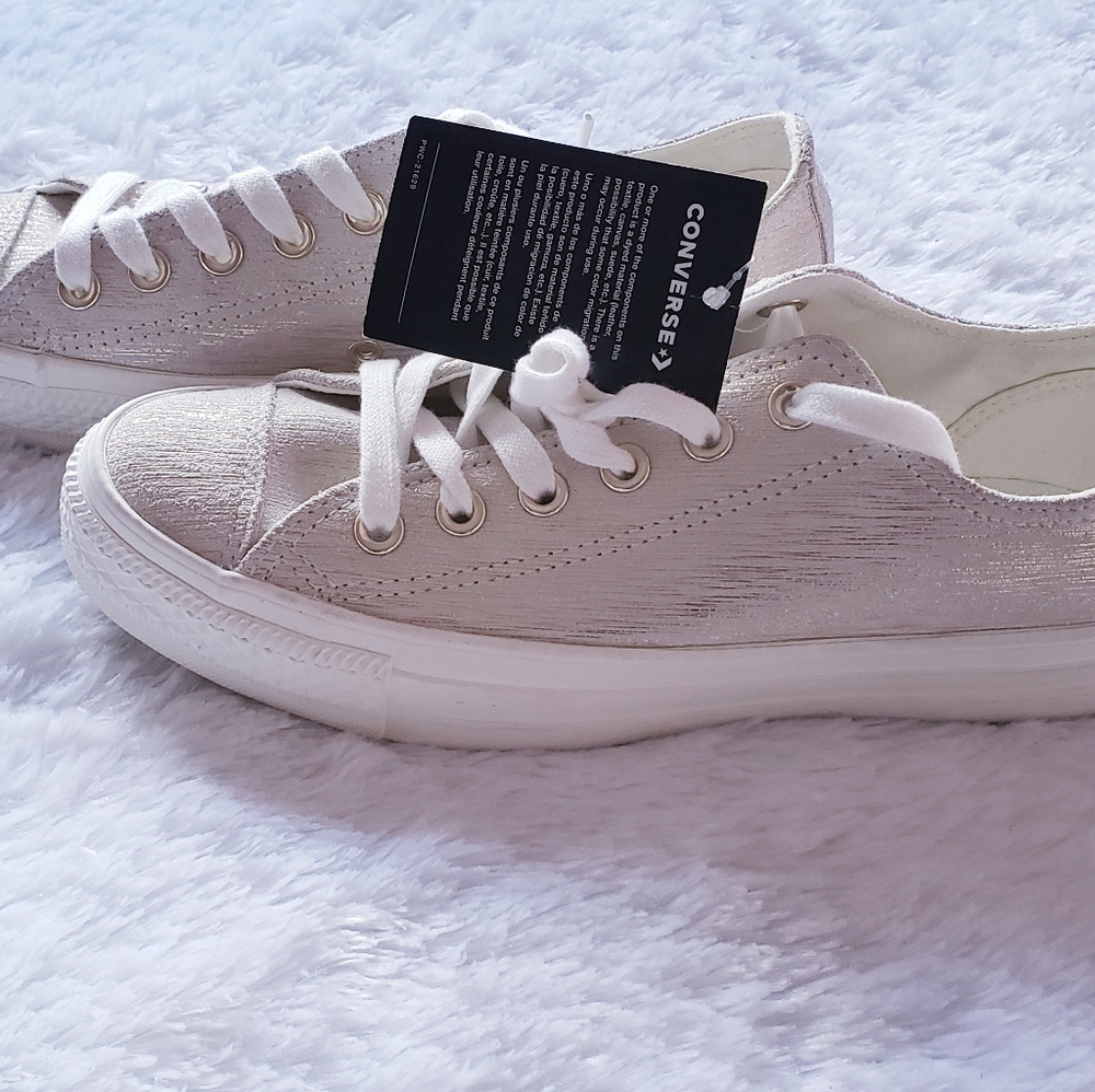 New Womens Converse Low Top - Picture 8 of 8